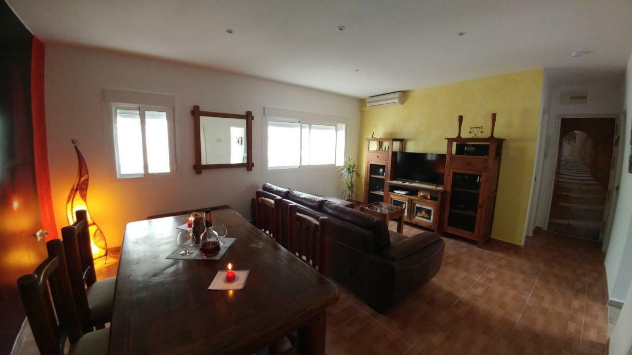 Apartamento Jerez Centro เฮเรซ เด ลาฟรอนเตรา ภายนอก รูปภาพ